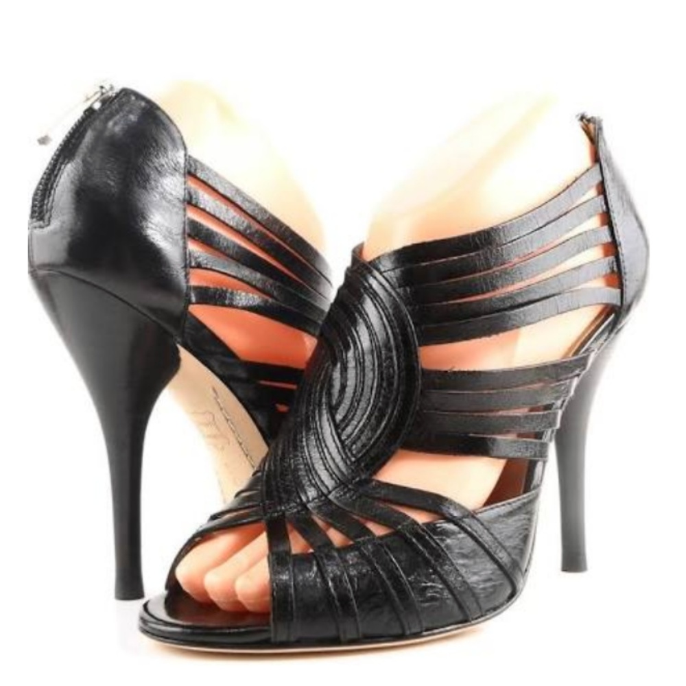 Boutique 9 Sexy Black Leather Heels